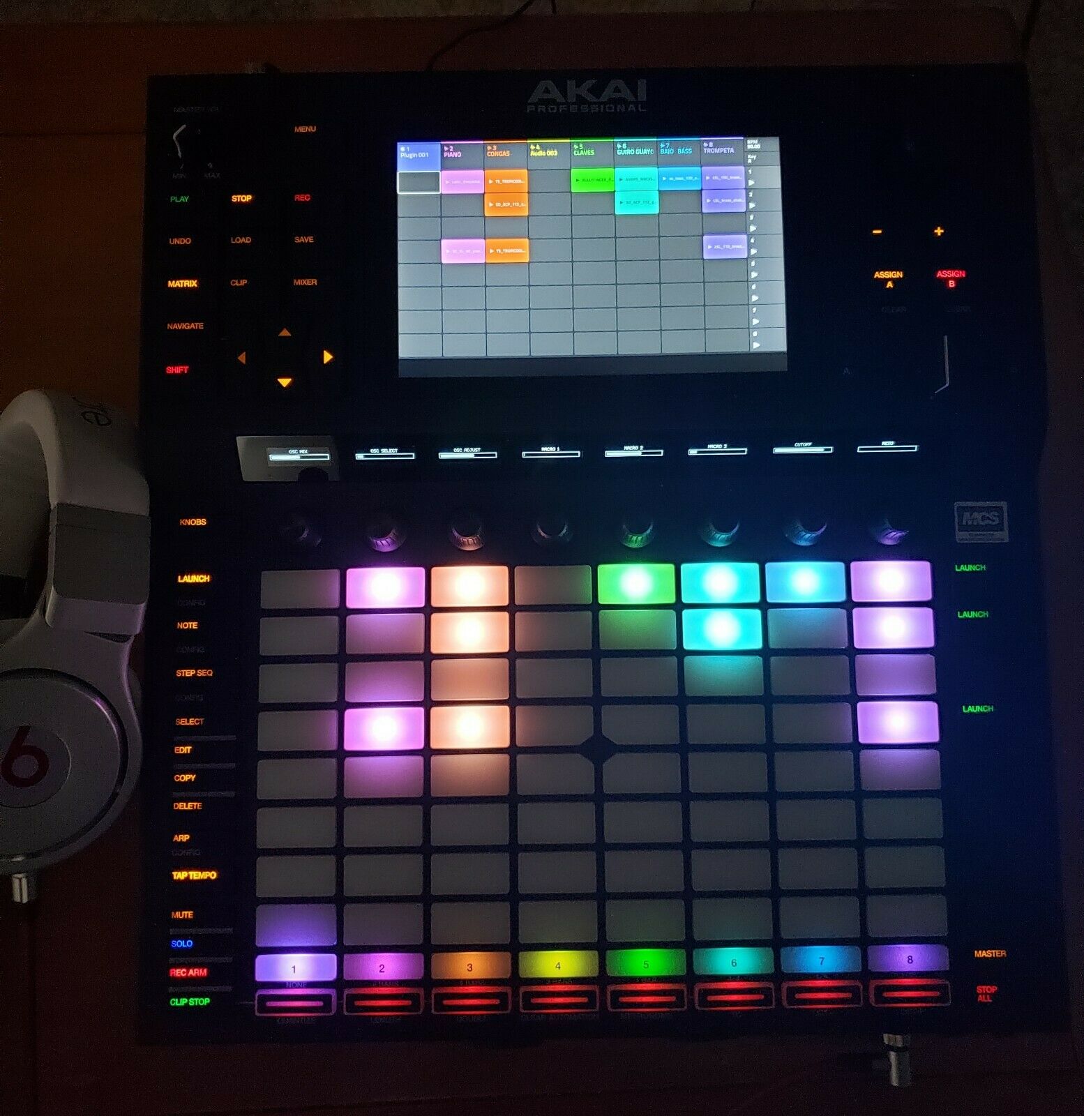 Akai Professional Force — 2