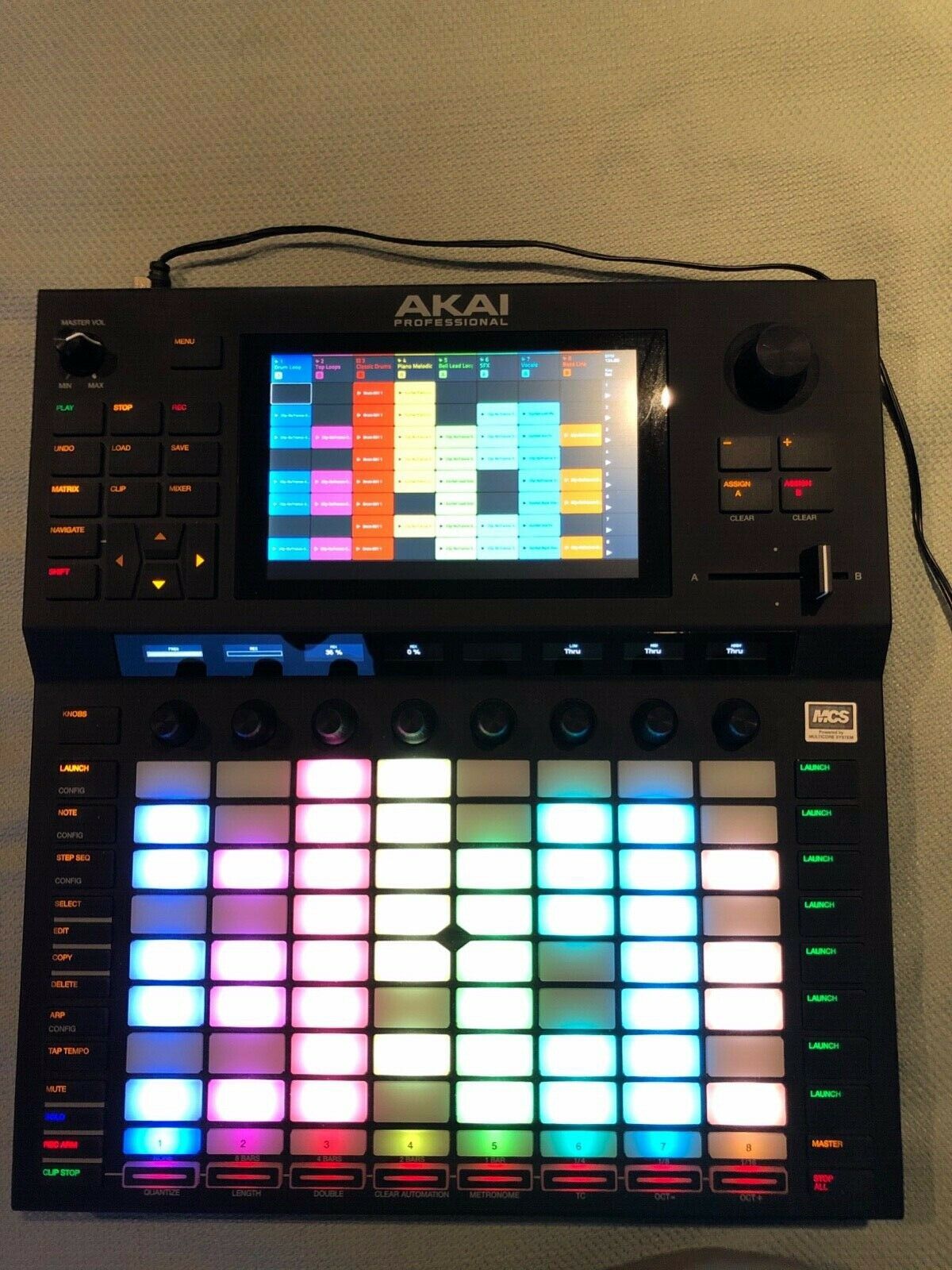 Akai Professional Force — 10
