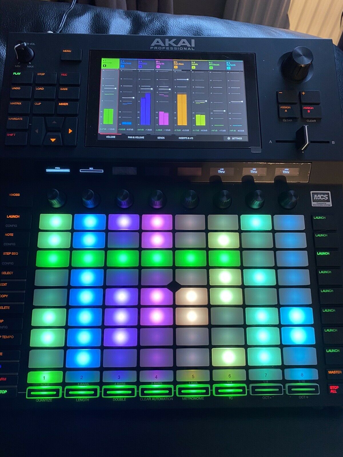 Akai Professional Force — 12