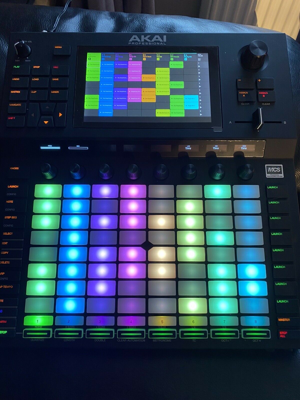 Akai Professional Force — 13