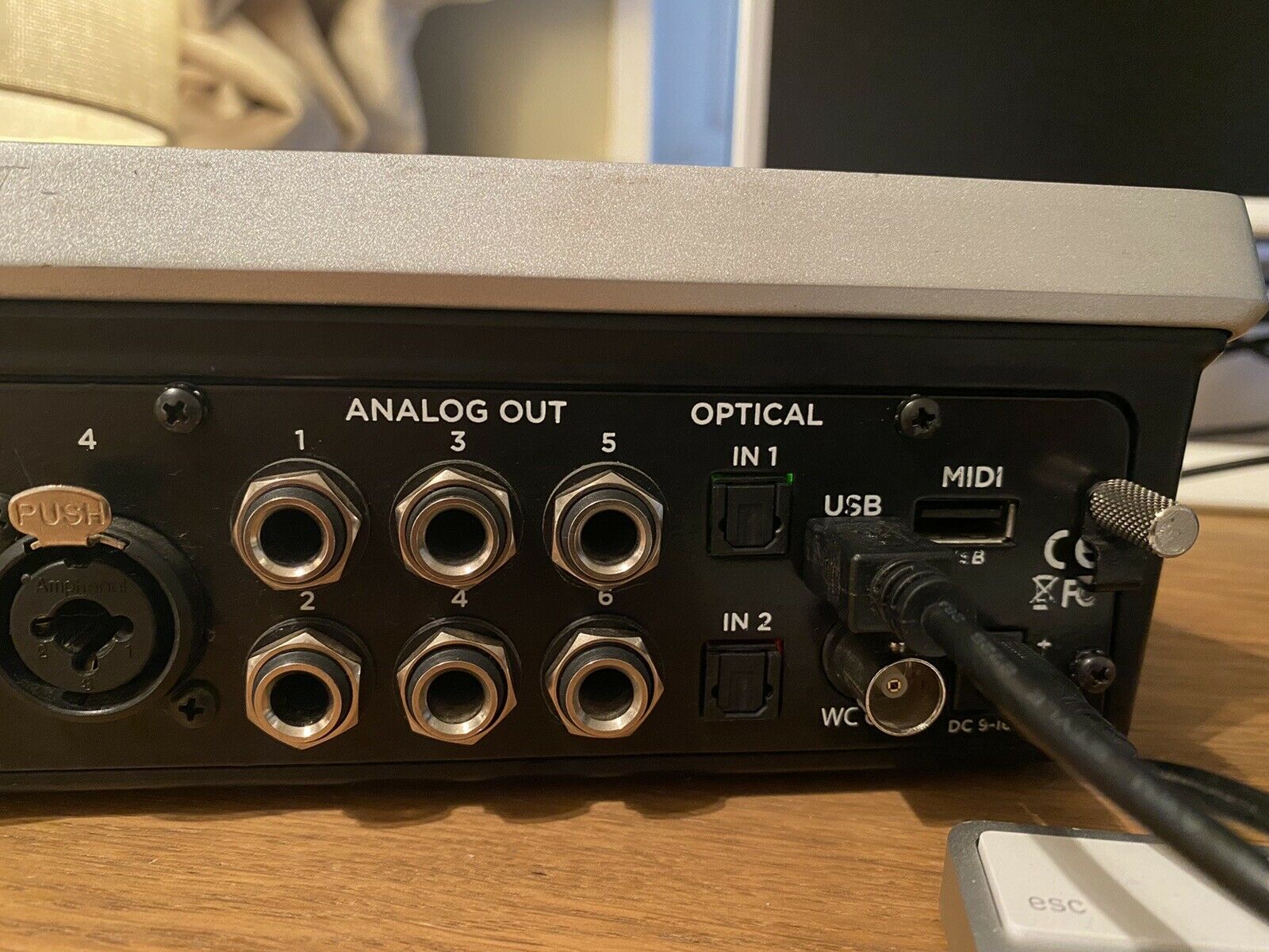Apogee Quartet — 5