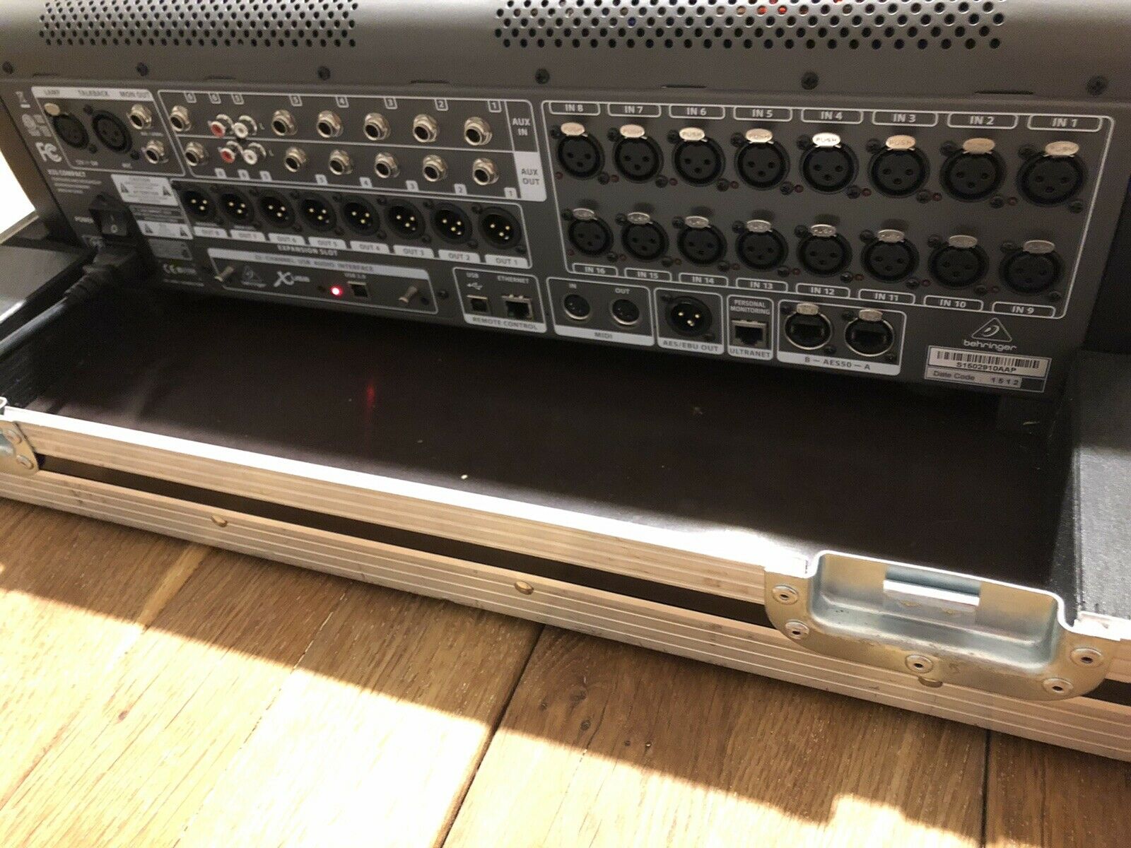 Behringer X32 Compact — 13