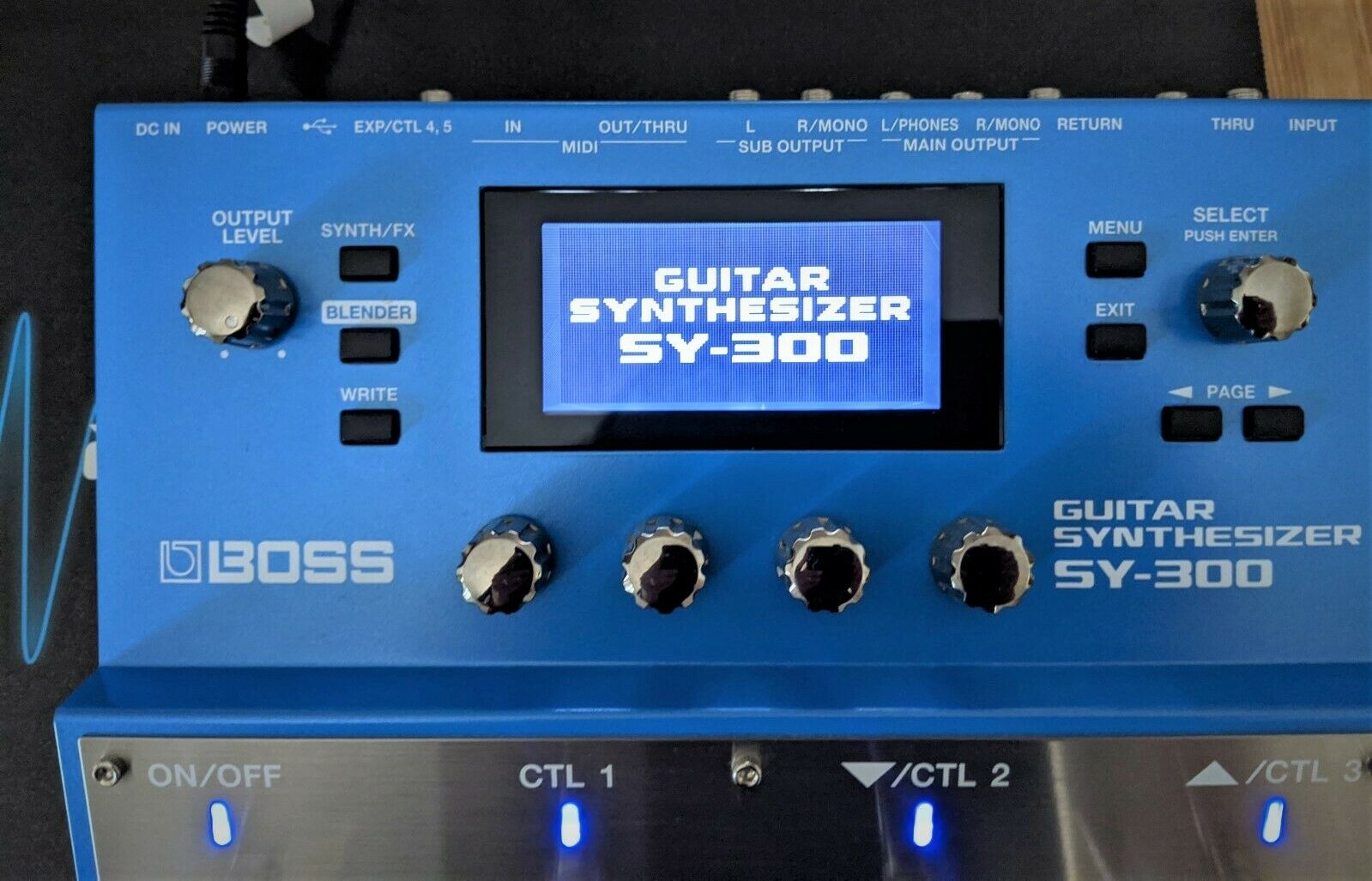Boss SY-300 — 7