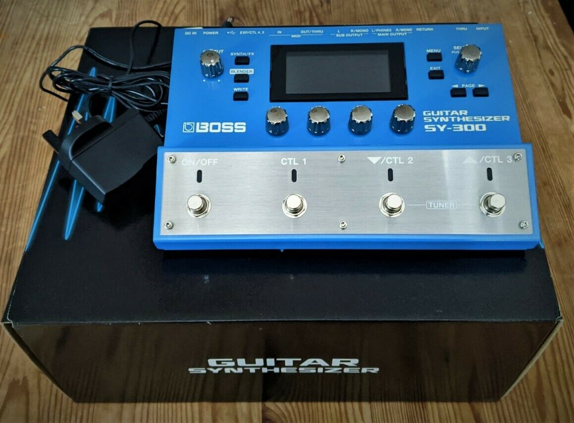 Boss SY-300 — 9