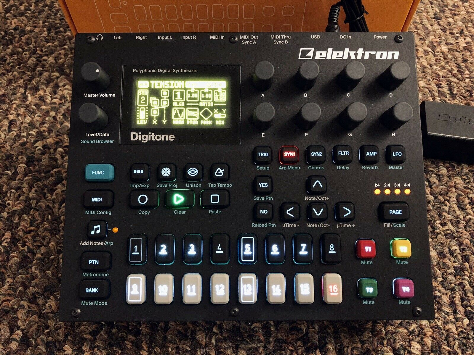 Elektron Digitone — second exemplaire — 8