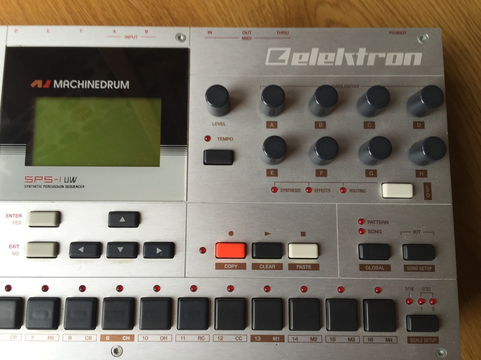 Elektron Machinedrum SPS-1 — 10