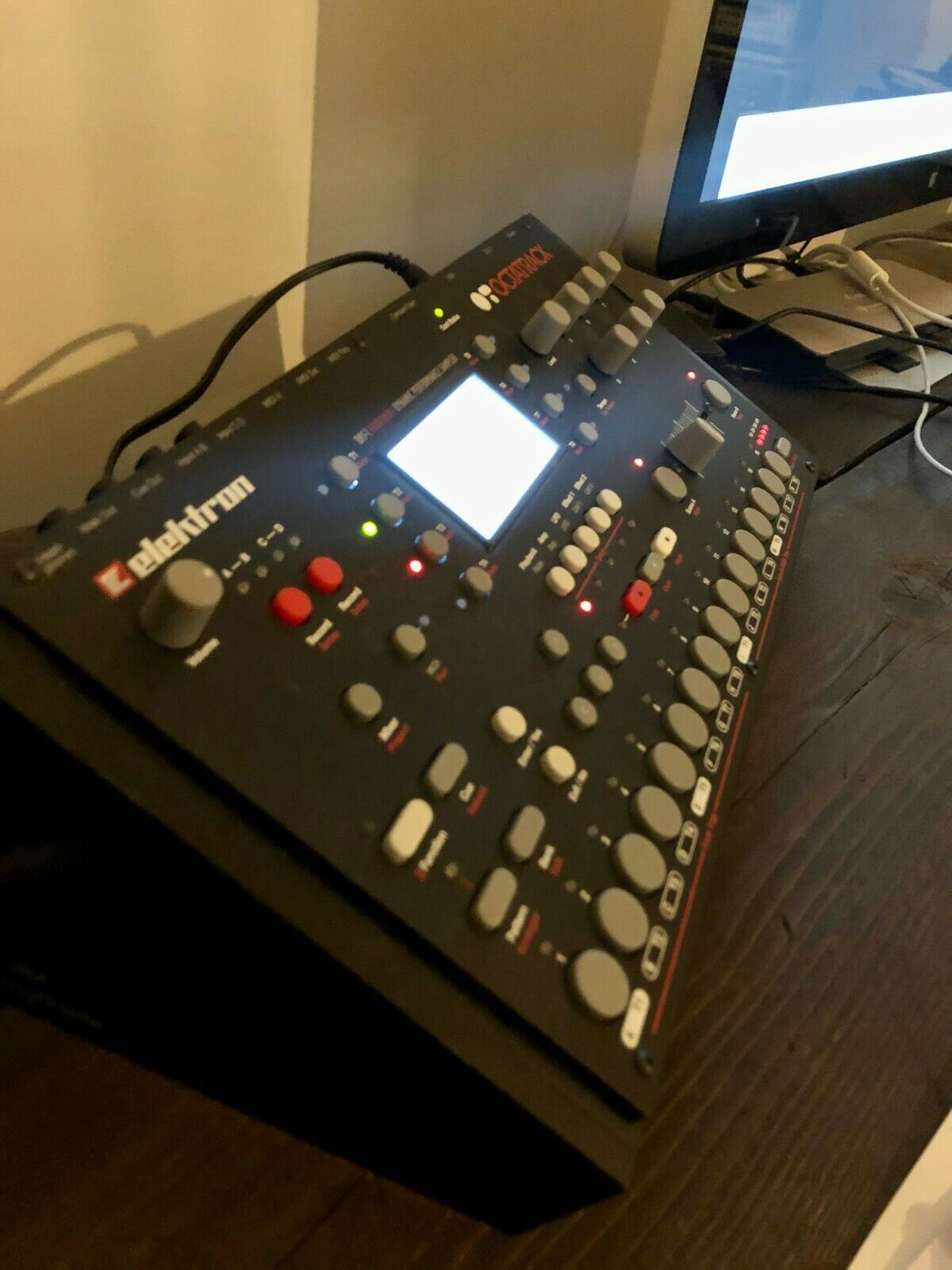 Elektron Octatrack DPS-1 — 5