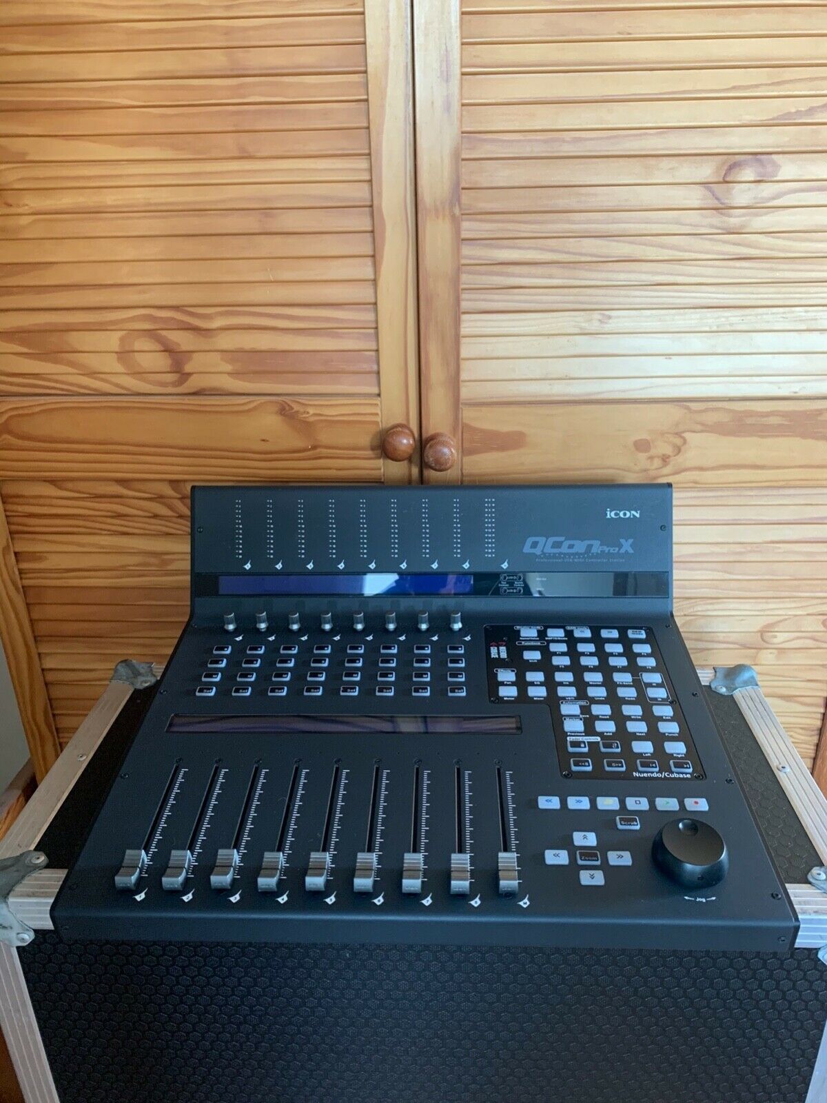 Icon QCon Pro X — 4