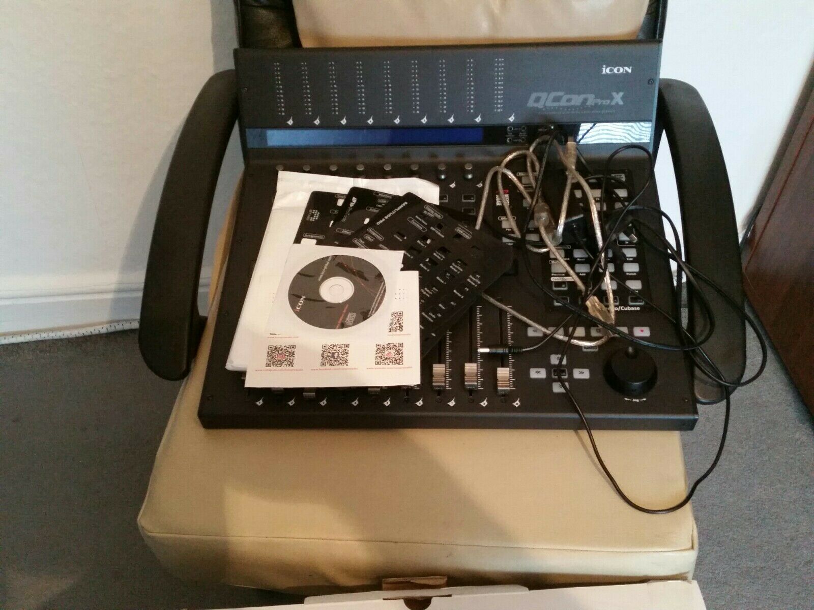 Icon QCon Pro X — 12