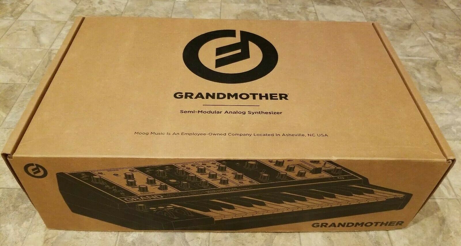 Moog Grandmother — second exemplaire — 12