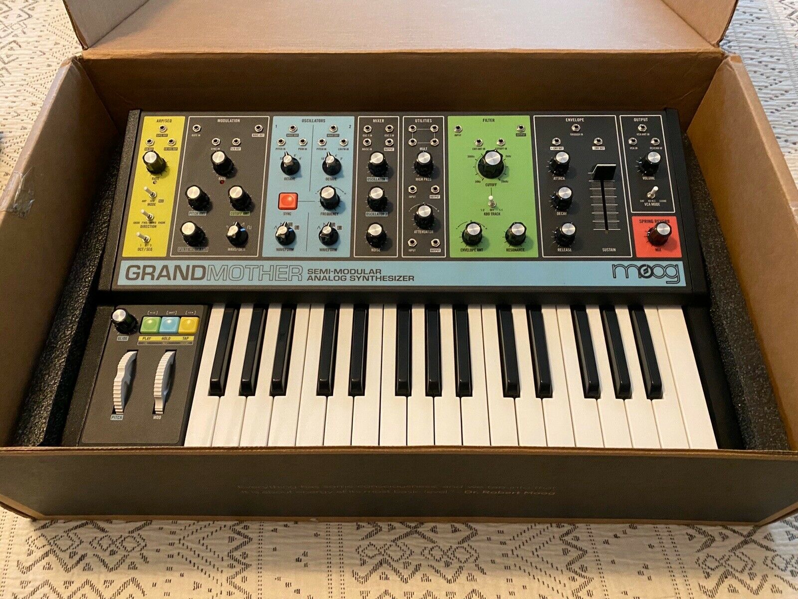 Moog Grandmother — emballage d’origine — 2