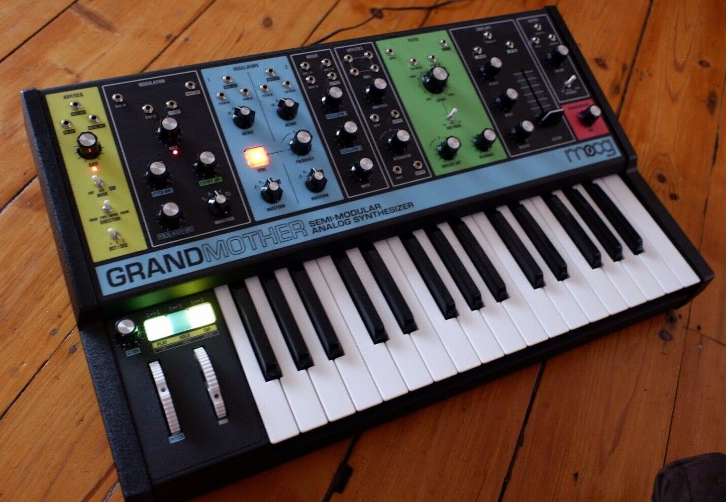 Moog Grandmother — emballage d’origine — 7