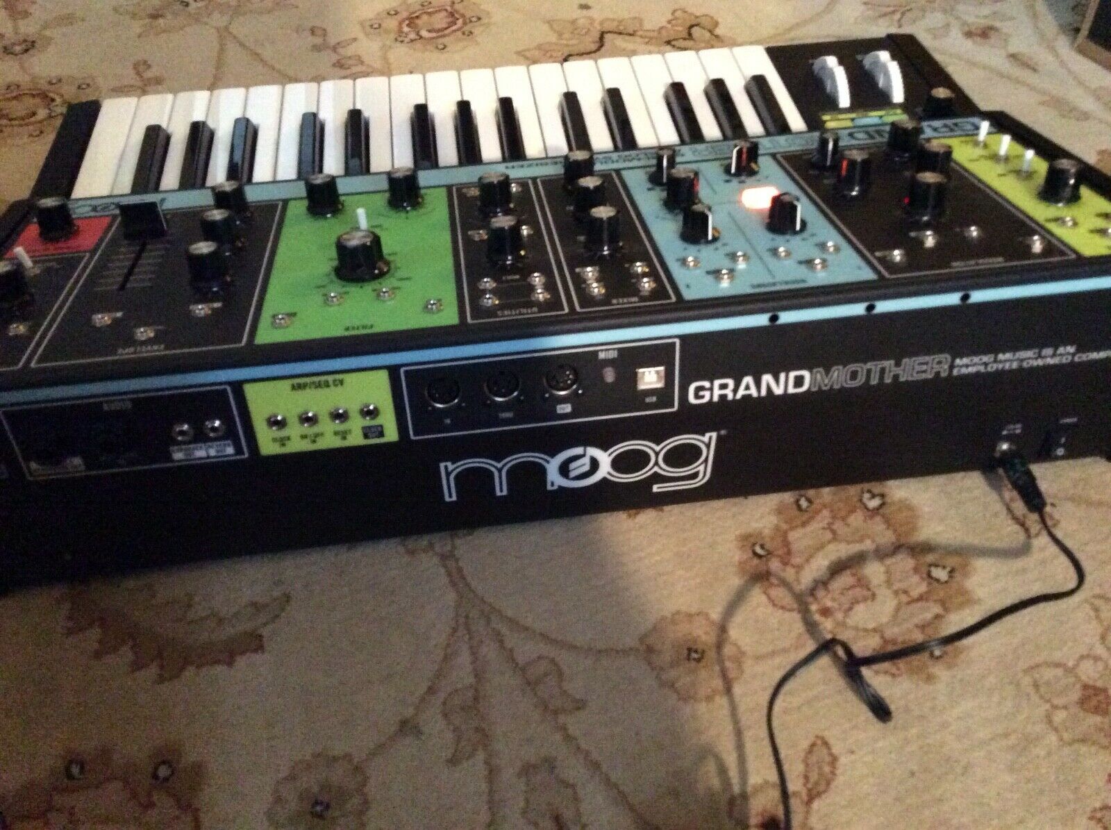 Moog Grandmother — quatrième exemplaire — 5