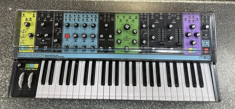 Moog Matriarch — 14