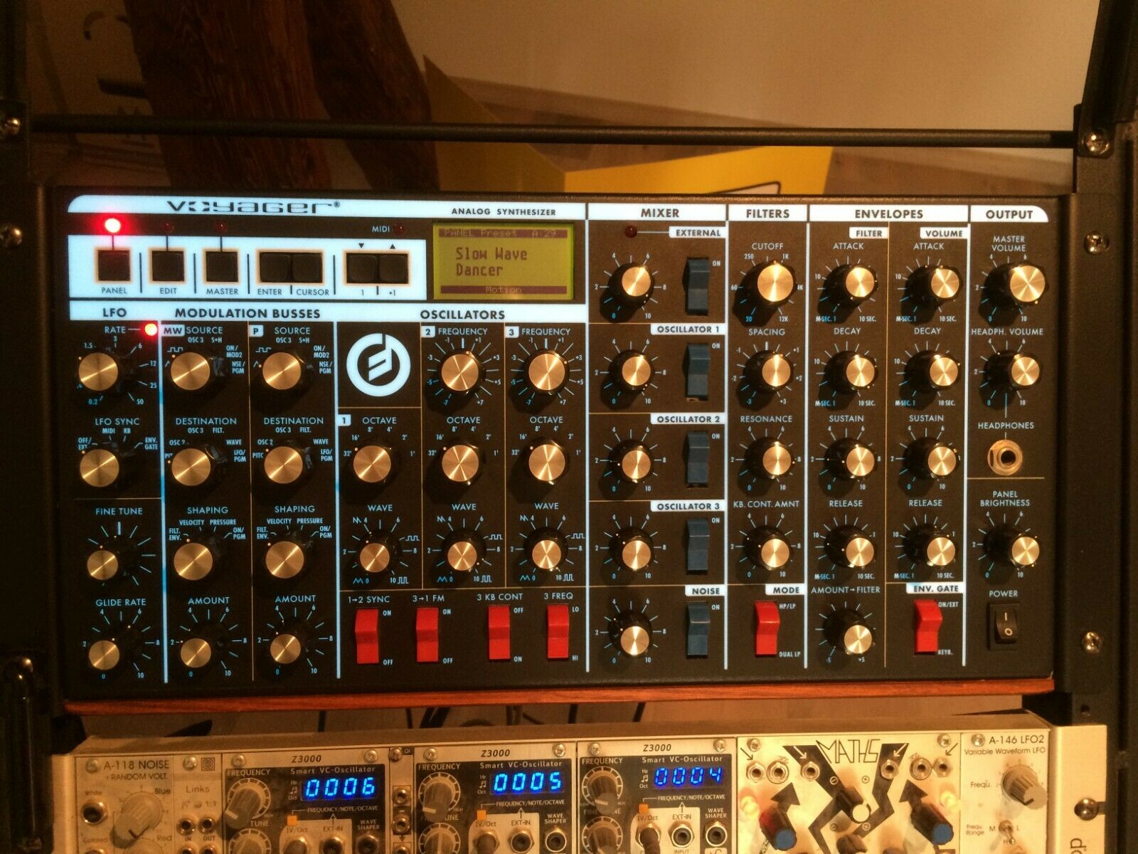 Moog Minimoog Voyager RME (Rack Mount Edition) — 5