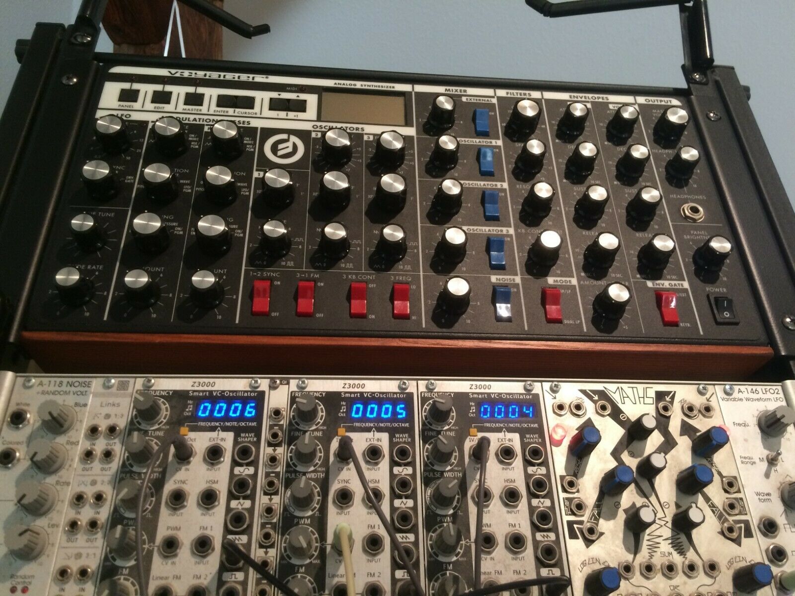 Moog Minimoog Voyager RME (Rack Mount Edition) — 10