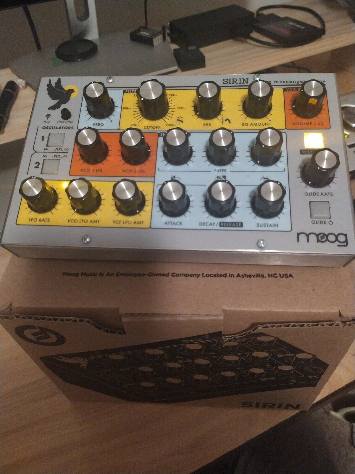 Moog Sirin — 6