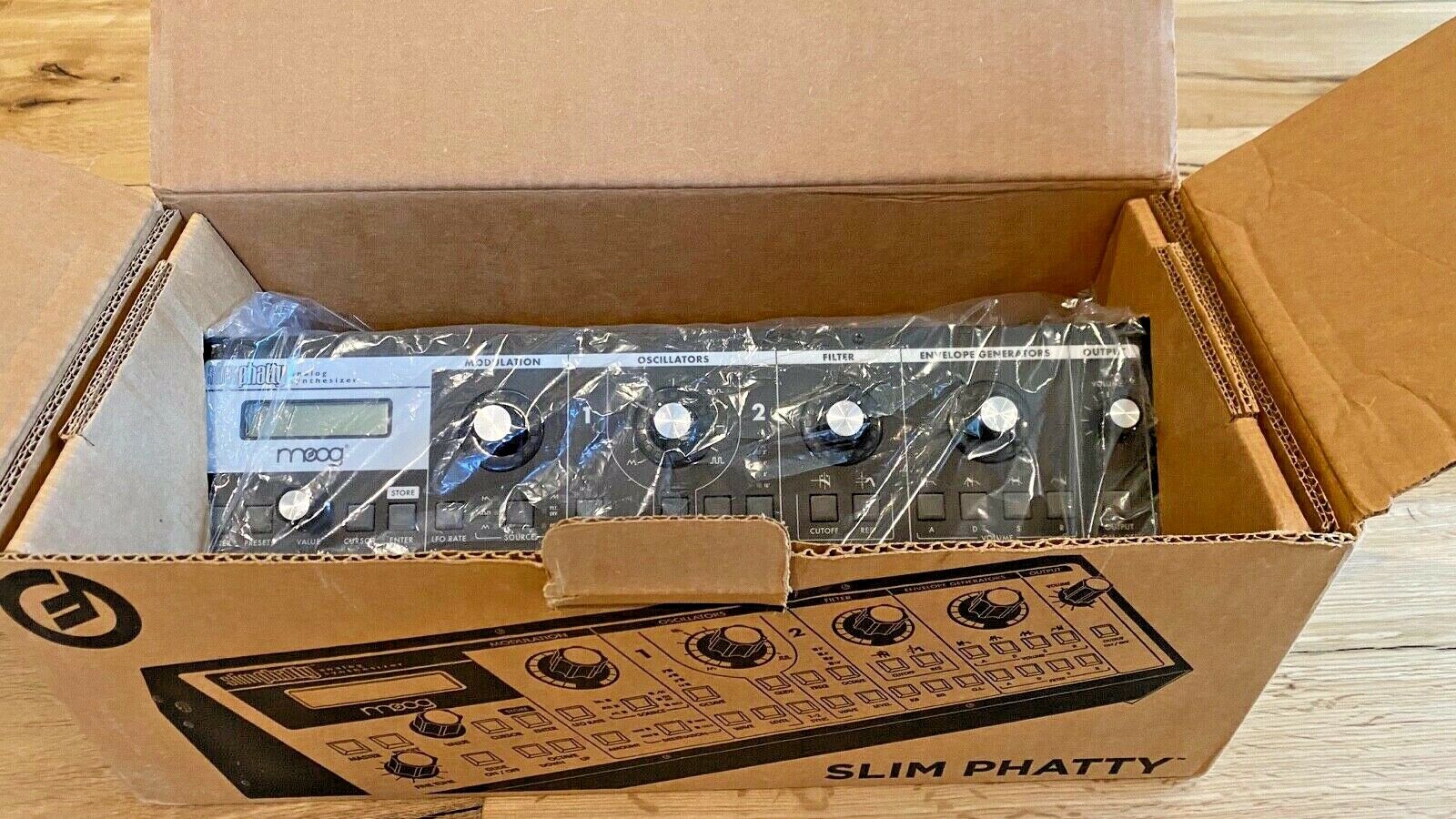 Moog Slim Phatty — 8