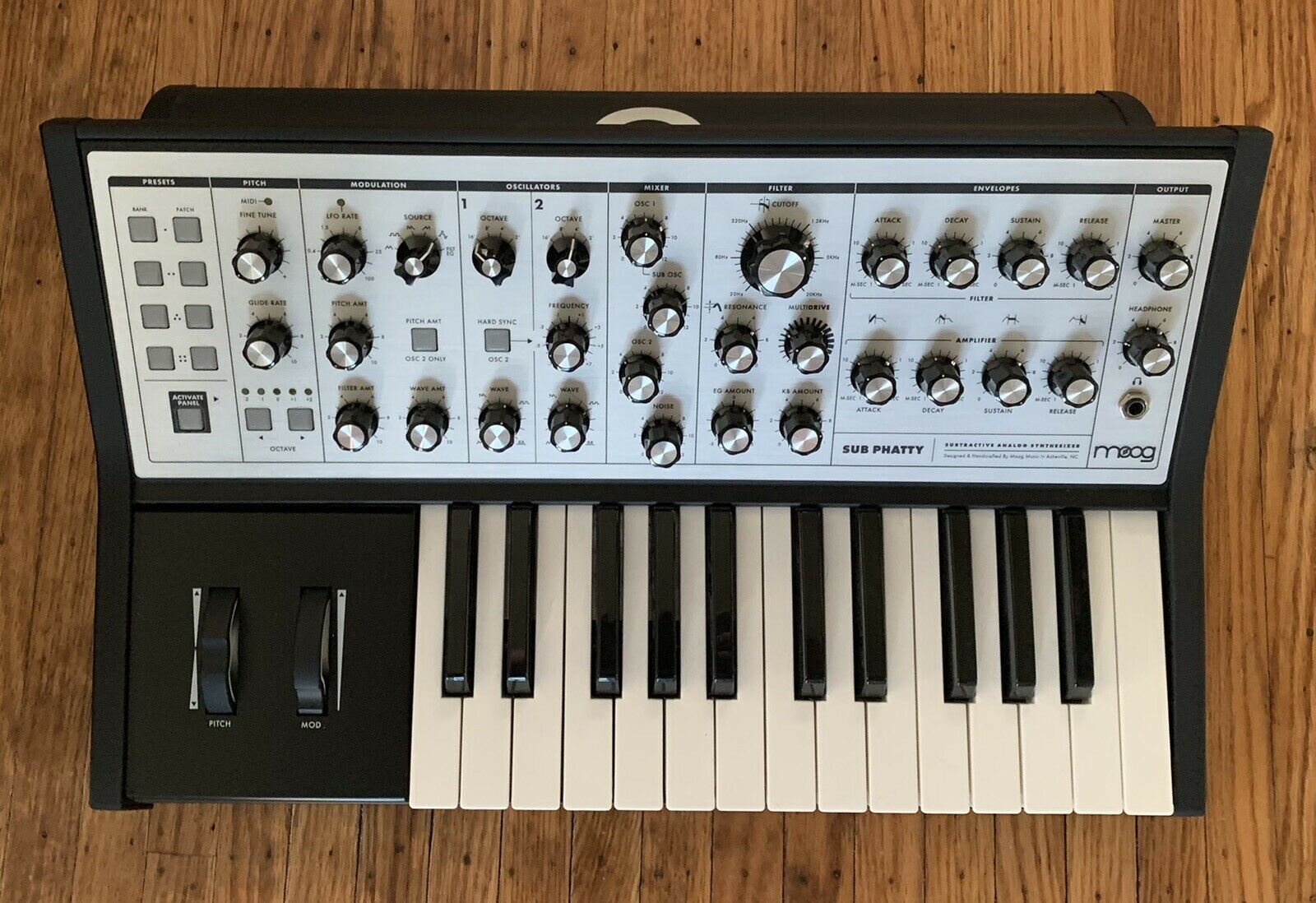 Moog Sub Phatty — 3