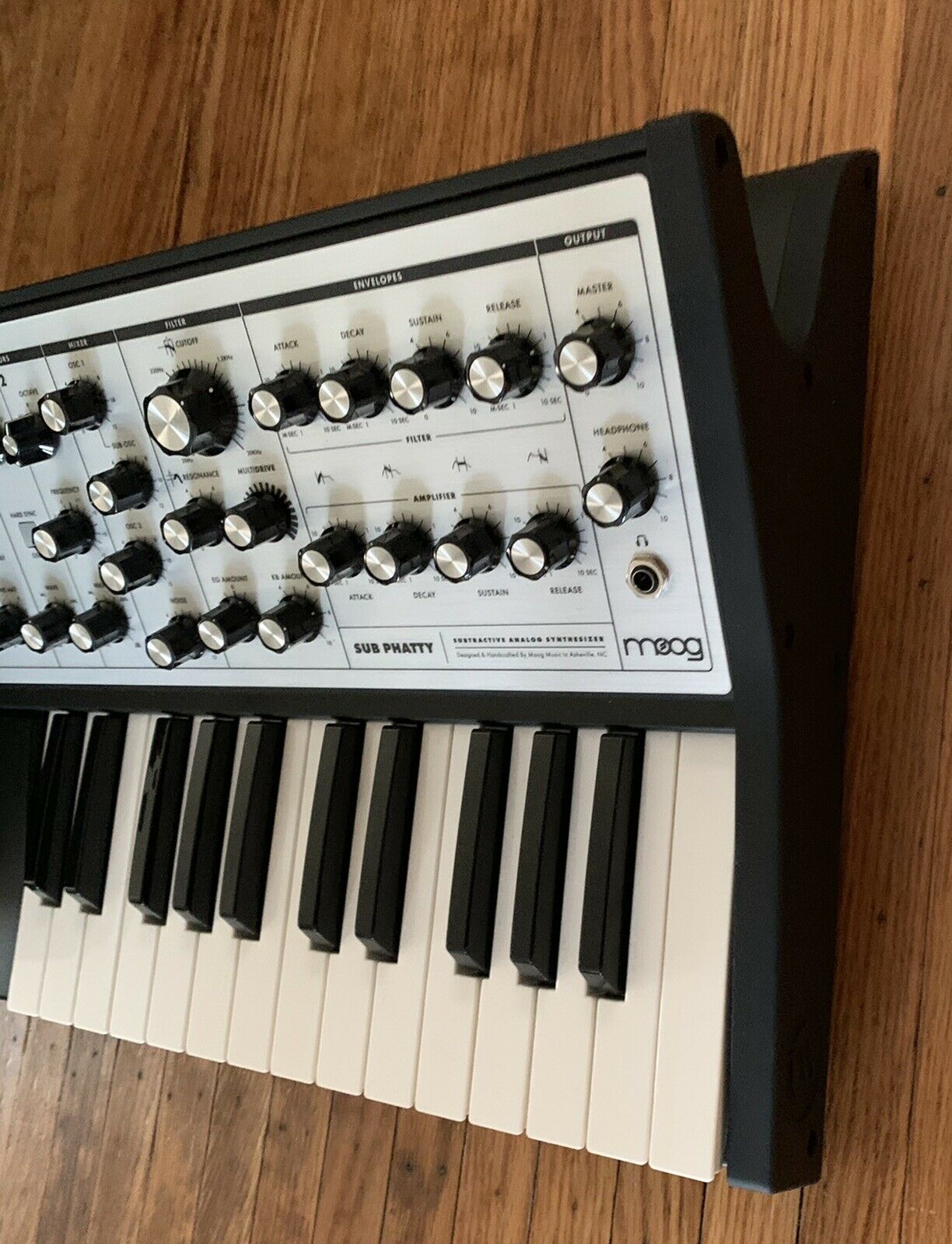 Moog Sub Phatty — 9