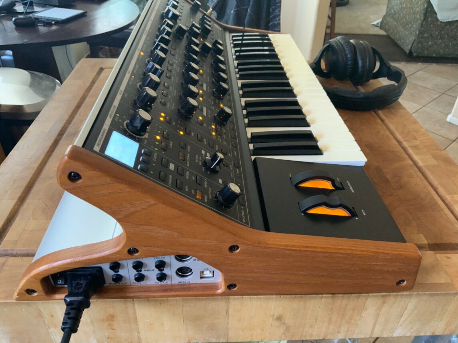 Moog Subsequent 37 — 4
