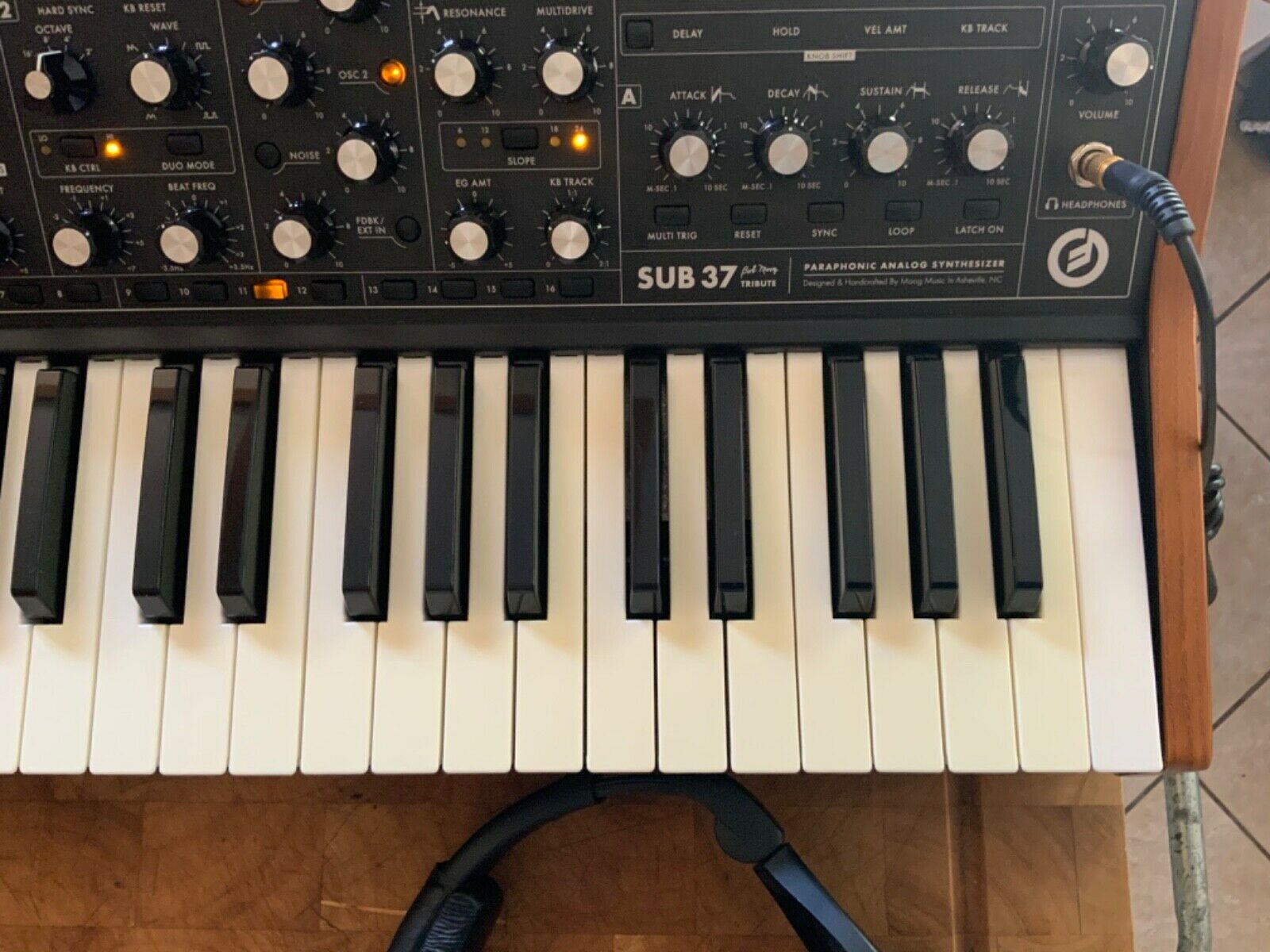 Moog Subsequent 37 — 8