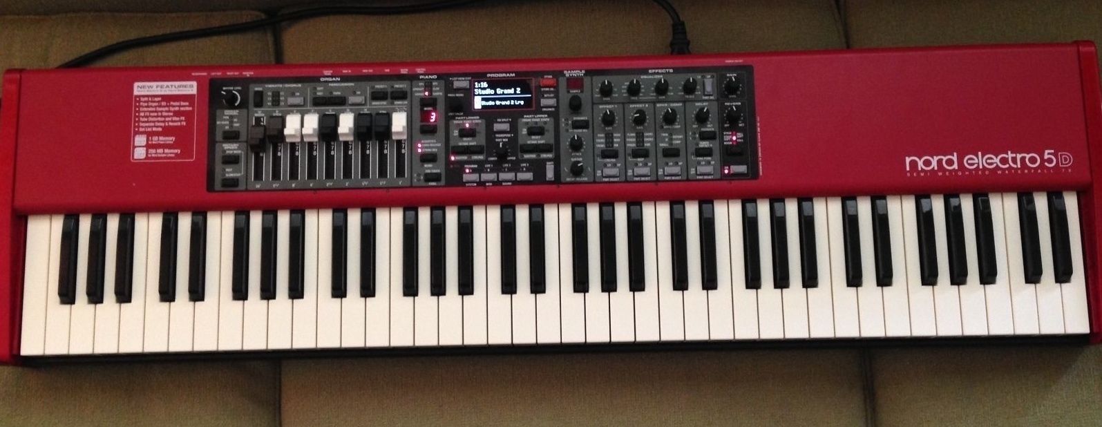 Clavia Nord Electro 5D 73 — Condizione Eccellente