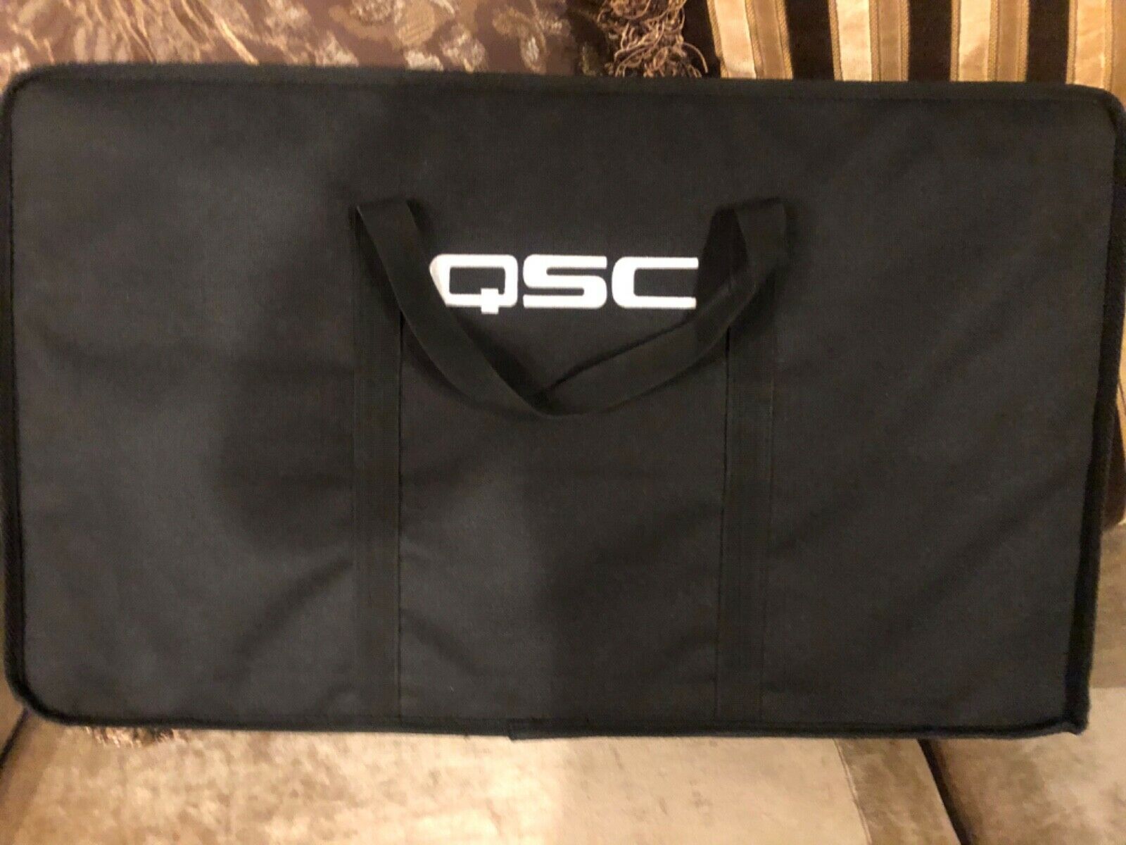 QSC TouchMix-16 — 5