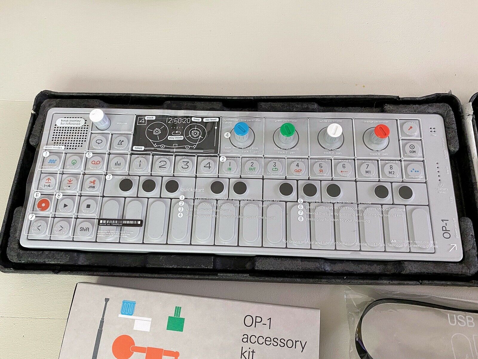 Teenage Engineering OP-1 — second exemplaire — 9