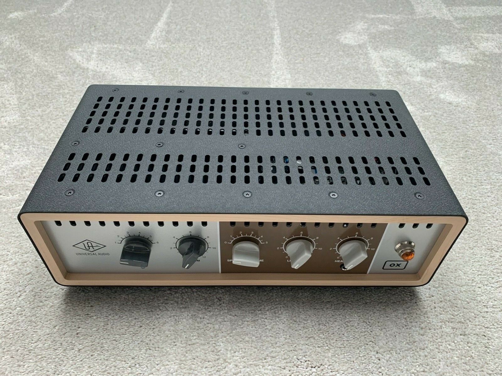 Universal Audio OX Amp Top Box — 9